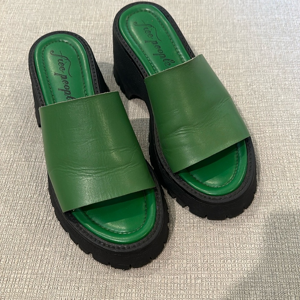 Free People Sandals! Very comfortable and trendy! Size 9; great for fall!